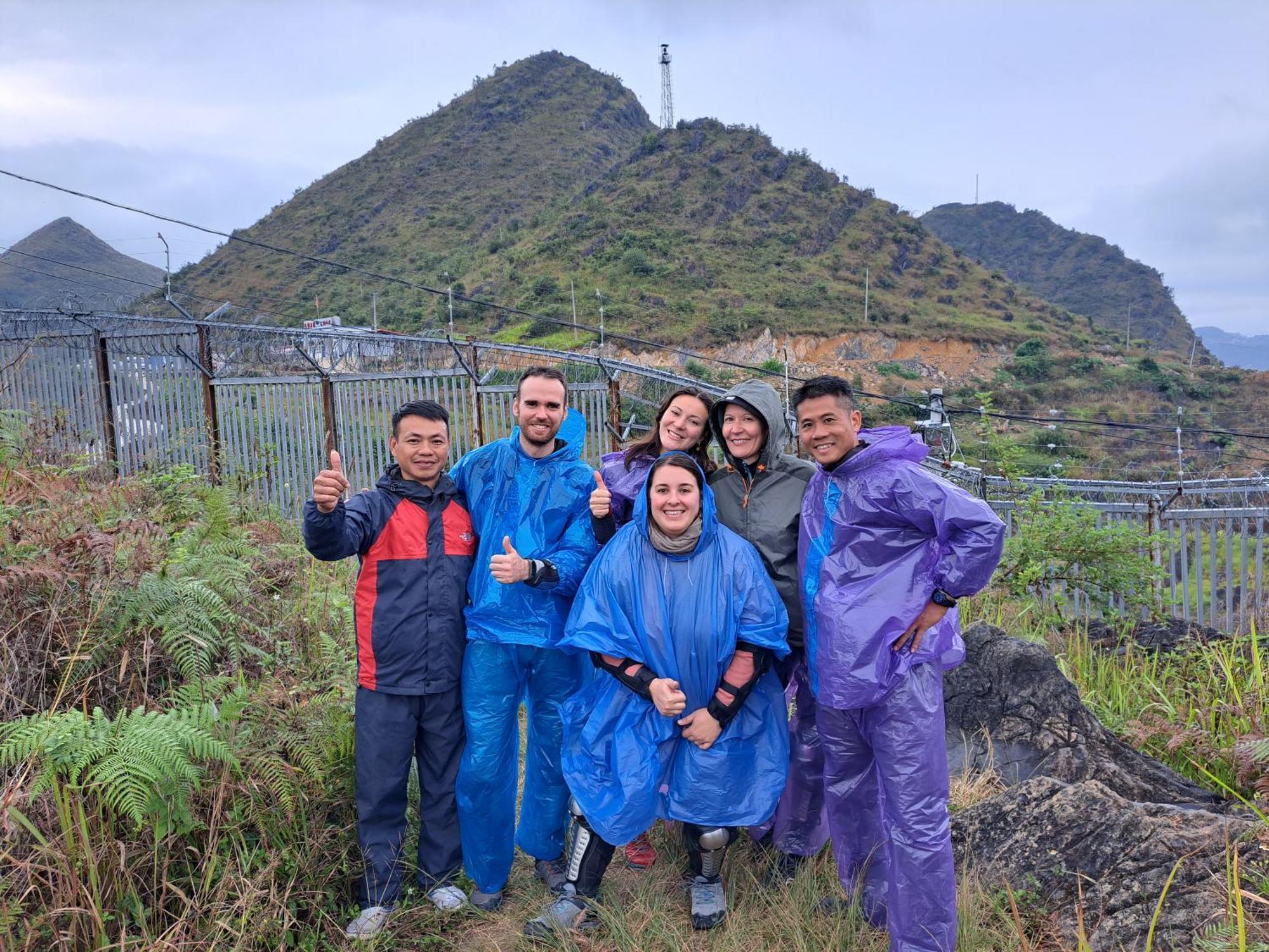 Homestay Field - Bungalow, Ha Giang Loop Tour, Motorbikes Rental Dış mekan fotoğraf